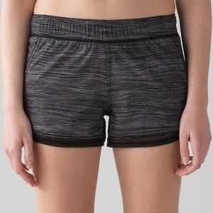 Lululemon Two With One Short Reversible 3" Black / Bit Point Ice Grey Shorts - 4